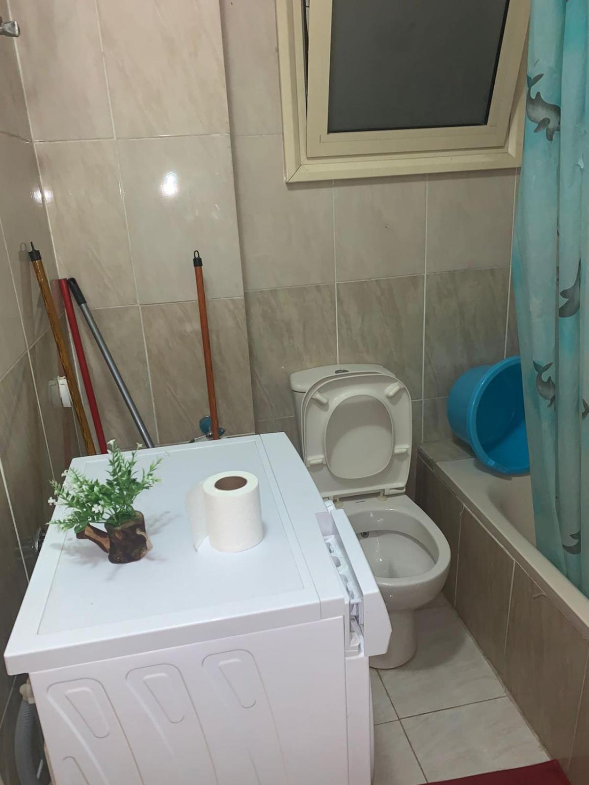 شقة سكنية ذات طابع عائلى متميز بها كافة الامكانيات من فلتر ماء وواى فاى Appartement Hurghada Buitenkant foto